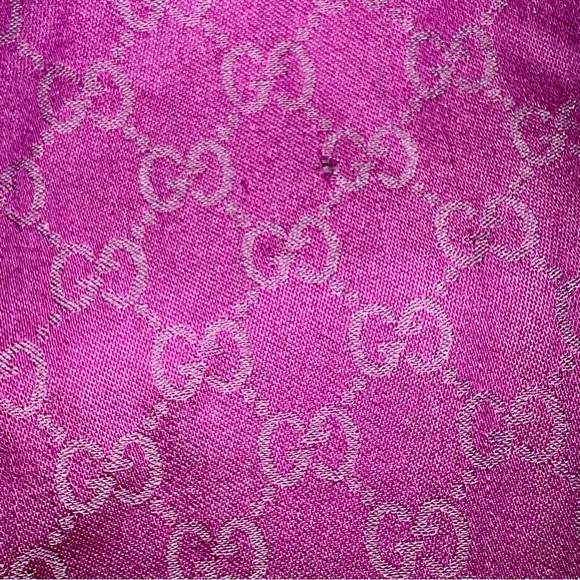 ๐๐ฎ๐๐๐ข ๐๐ก๐๐ฐ๐ฅ
Color Fushia
Size 28x78 / 70x195 cm - Picture 6 of 7